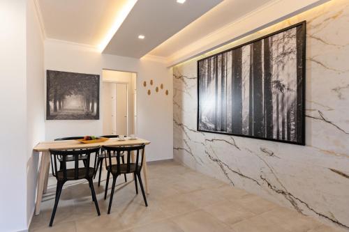 Castello Apartments - image 2