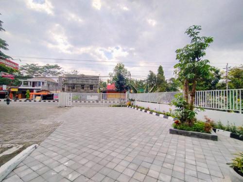 RedDoorz At Artomoro Guest House – Sleman, MN