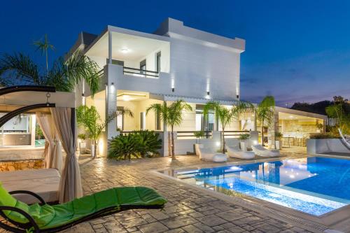 Villa Green Diamond - Private Heated Pool Crete