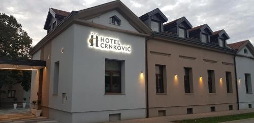 . Hotel Crnković