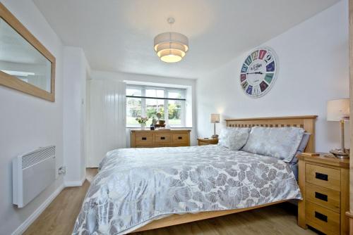 Anchor Cottage, Strete, Dartmouth - 1 Pet Accepted - Free WiFi & Parking in Strete