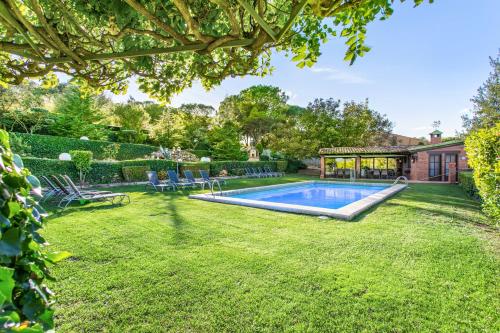 Vista, 7 bedrooms villa with private pool furnished garden and wifi at Capellades Barcelona in Capellades