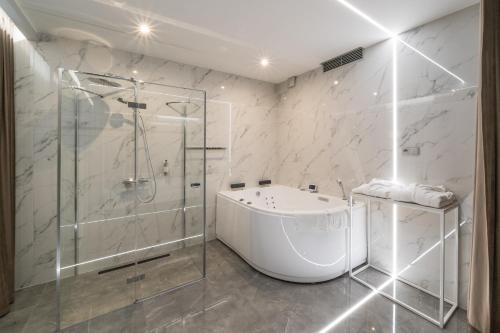 Artis Loft Hotel - image 11