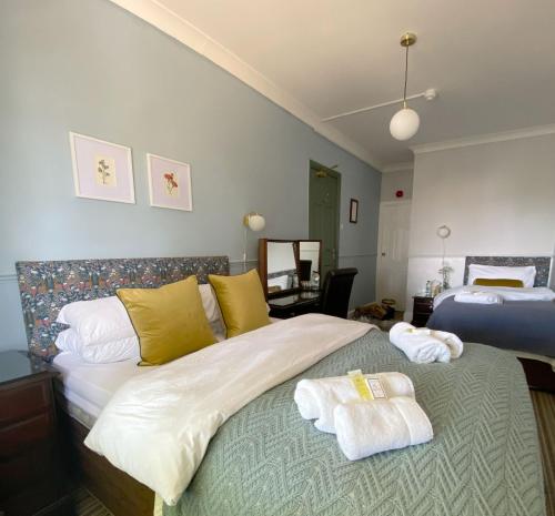 Triple room