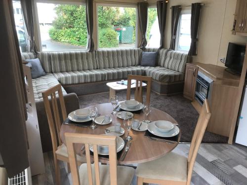 Accessible Wheelchair Friendly Caravan, LG24, Shanklin, Isle of Wight