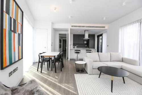 The Eight Apartments Shoreditch - image 7