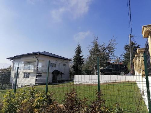 Deluxe Villa image 3