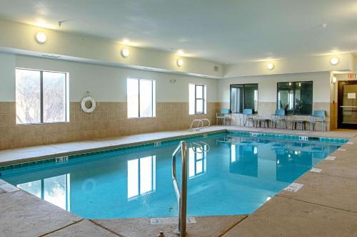 บริการและสิ่งอำนวยความสะดวก, Sleep Inn & Suites in ฮอบส์ (NM)