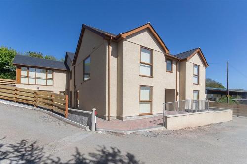 Hendy - First Floor Apartment, Moelfre (photo 4)