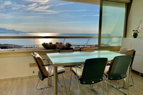 Sea view luxury apartment - Location saisonnière - Villeneuve-Loubet