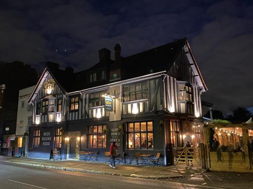 プリンス オブ ウェールズ - タウンハウス