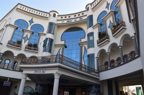 vhod, Hotel De Raj Sialkot in Sialkot