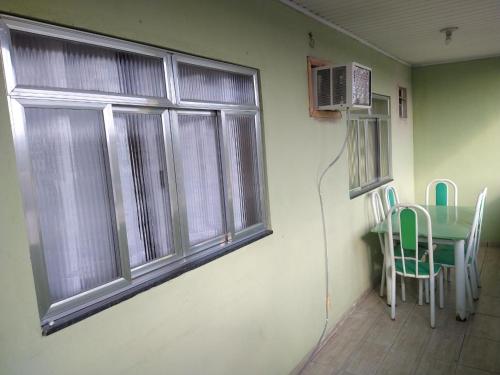 Apartamento Amplo C/2 Suites em Angra dos Reis