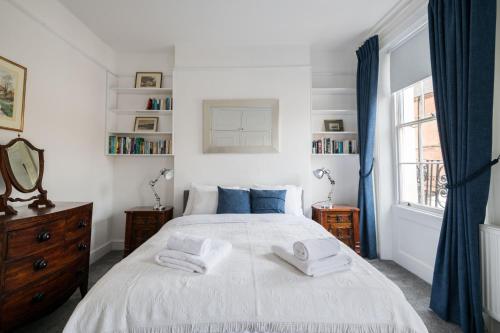 Picture of Stylish Sloane Square Home Close To Victoria By Underthedoormat