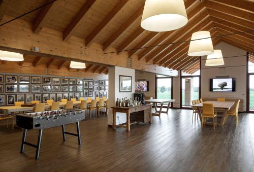 Бізнес Центр, Tenuta Santome in Ронкаде