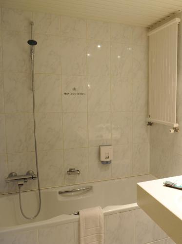Hotel Princess - image 4