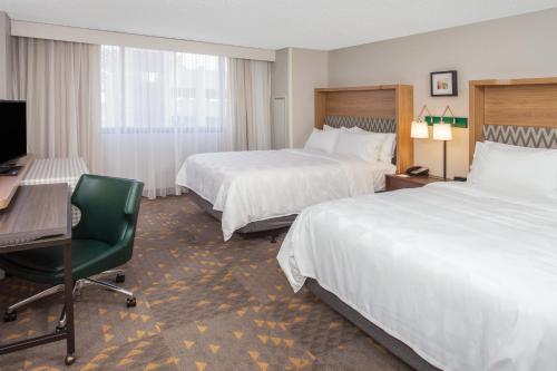 Holiday Inn Bridgeport-Trumbull-Fairfield an IHG Hotel - image 7