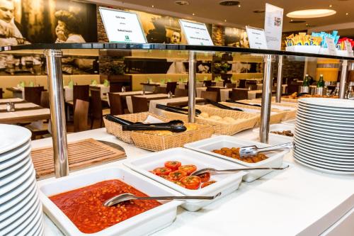 273613461 Holiday Inn Budapest-Budaörs by IHG