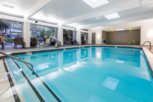 Swimming pool, Holiday Inn Dublin - Pleasanton in Dublin (CA)