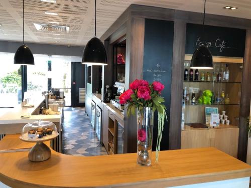 Holiday Inn Bordeaux Sud - Pessac an IHG Hotel - image 10