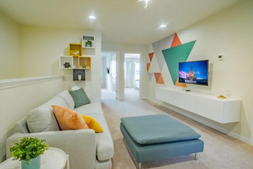 Luxe stay at Windsor at Westside near Disney - image 2