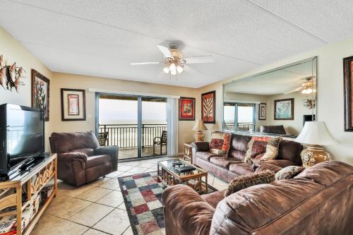 Oceanfront Windjammer Getaway - main image