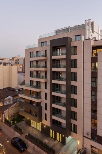 Athina Suites Hotel - image 12