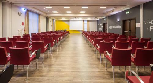 Holiday Inn Bologna - Fiera - image 11
