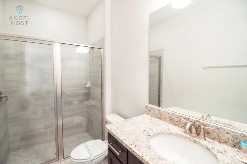 Villa with Pool and Theater and Themed Rooms Near Disney! - image 7
