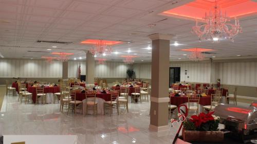 Holiday Inn Hazlet