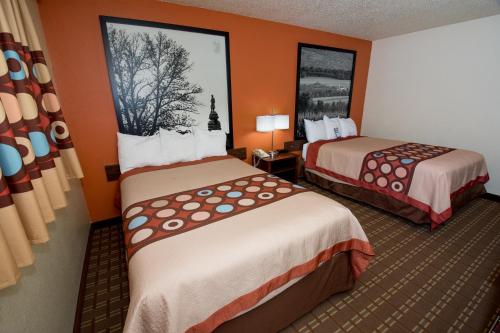 ซูเปอร์ 8 บาย วินด์แฮม แอลทูนา (Super 8 By Wyndham Altoona) in แอลทูนา (PA)