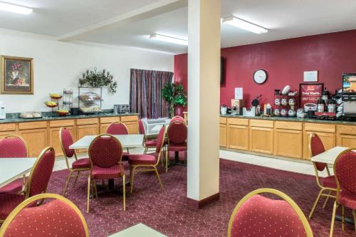 ห้องอาหาร, Econo Lodge Carlisle Central in คาร์ไลอัล (PA)