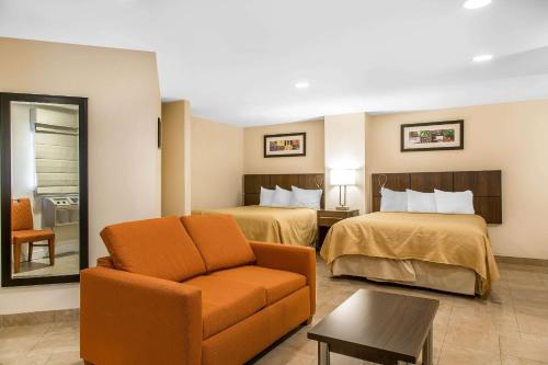 Quality Inn & Suites Middletown - Newport