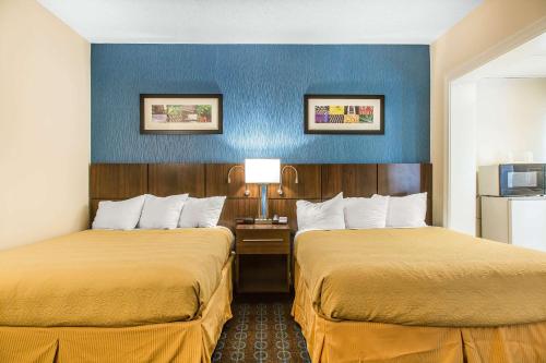 Quality Inn & Suites Middletown - Newport