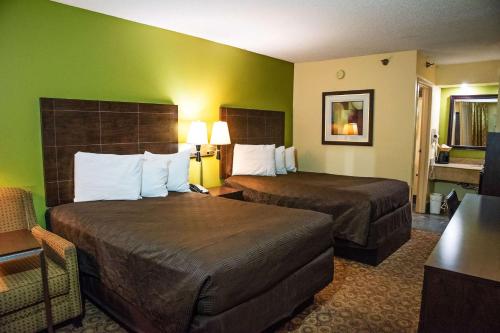 Rodeway Inn & Suites