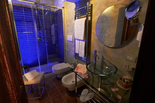 Sleeps 4