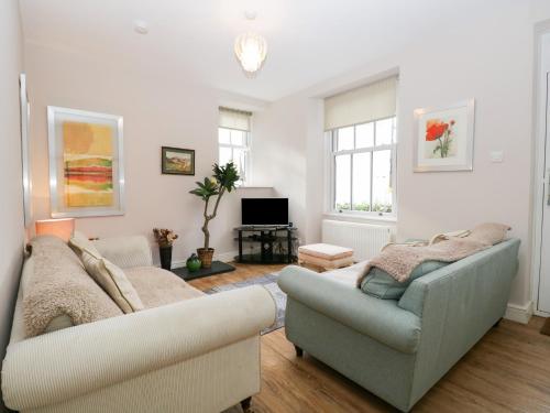 Little Brook Cottage - image 8