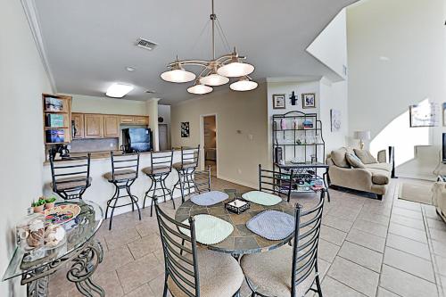 New Listing! Updated Beach Gem With Pool & Garage Townhouse - image 7