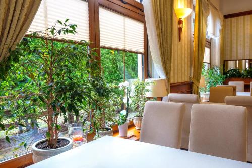 Restoran, Dworek Morski SPA & Wellness in Mielno