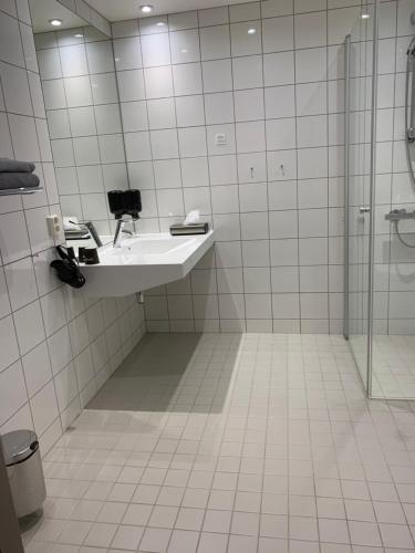 Clarion Collection Hotel Helma - image 4