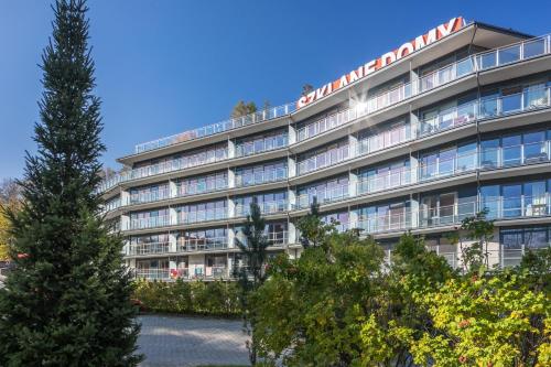 Apartment with Terrace image 5