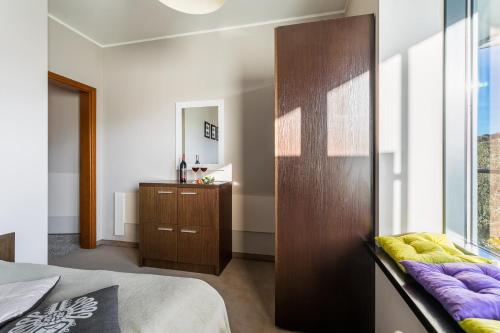 Apartment with Terrace image 8