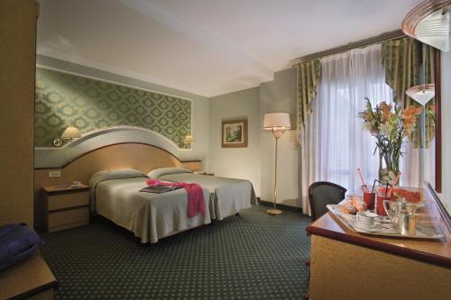 Palace Hotel Meggiorato Room Type - Double Room
