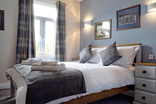 Hanbury Turn - image 9