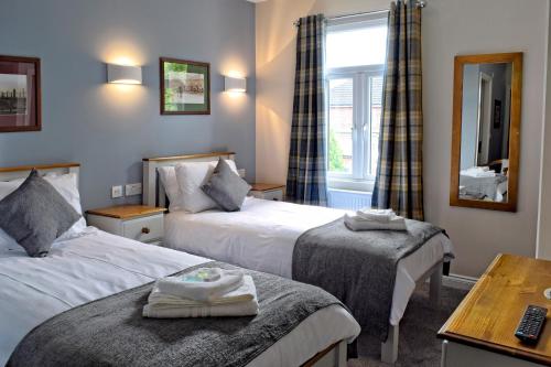 Hanbury Turn - image 11