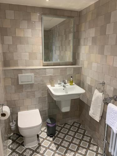 Mount Pleasant Cottages - image 10