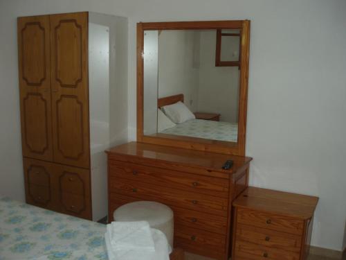 skiathos studios HL - image 8