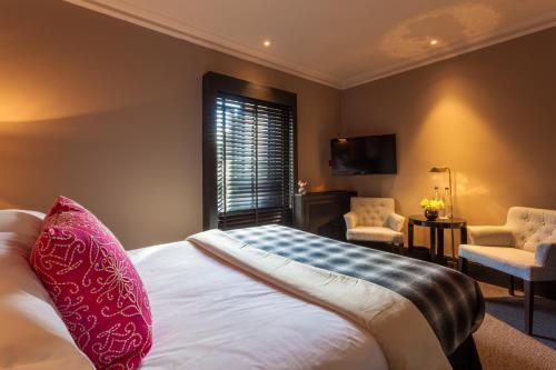 11 Cadogan Gardens Hotel & Apartments - image 2