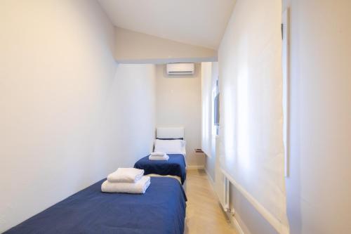 Luxury Blue Duomo - image 13