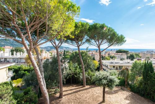 View, Elegance near Jardin des Arènes de Cimiez